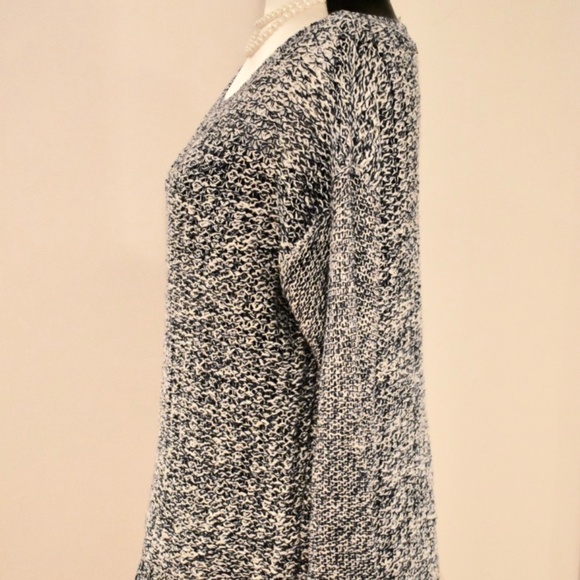 Aeropostale blue and white Sweater Medium - Picture 2 of 4